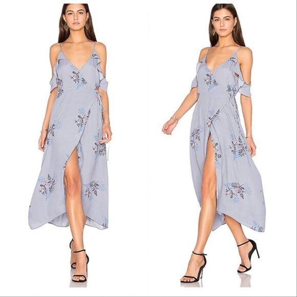 Astr Dresses & Skirts - ASTR Gwyn Maxi Wrap Dress Blue Floral Women's Large ACDR94222